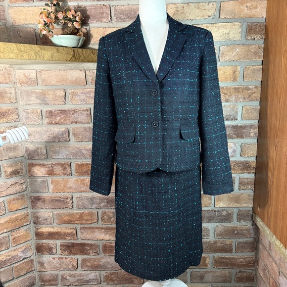Chadwicks Jackets & Blazers - CHADWICK’S Vintage Woven Tweed Black & Teal Blazer and Skirt Set